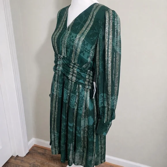 CIEBON Onella Metallic Stripe Chiffon Midi Dress Green Gold NWT Size L - Picture 3 of 11
